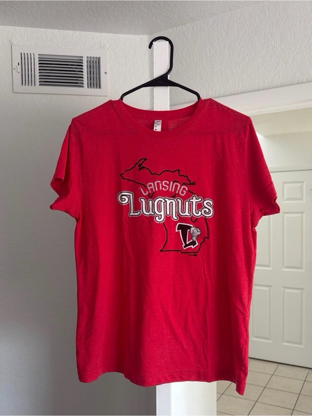 Lansing Lugnuts. Minor League Baseball Crewneck Shirt. Women’s Size Large